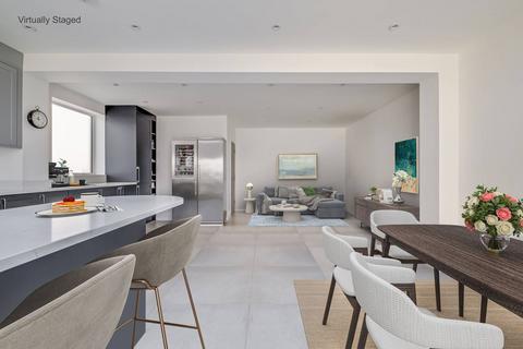 71 Page Street, London, NW7 2EE