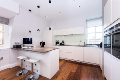 2 bedroom apartment for sale, Kings Road, Richmond, TW10