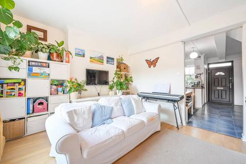 2 bedroom maisonette for sale, Milk Yard, Wapping, London, E1W