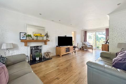 3 bedroom detached house for sale, Chalet Close, Joydens Wood, Kent, DA5