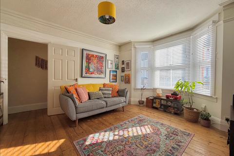 1 bedroom flat for sale, Yarmouth Road, Watford, WD24