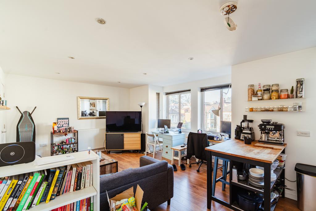 273 Coronation Road, Bristol BS3 2 bed flat for sale - £275,000