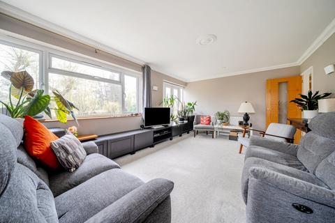 22 Powells Road, Shefford, SG17 5DP