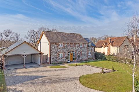 4 bedroom detached house for sale, Graces Lane, Dunmow