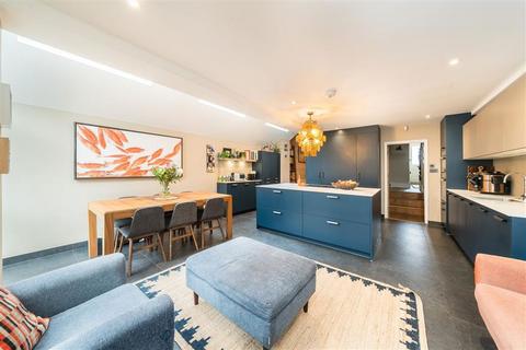 5 bedroom terraced house for sale, Hambalt Road, London SW4