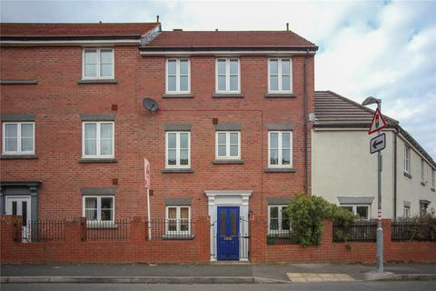 4 bedroom terraced house to rent, Kingfisher Drive, Cheltenham, Gloucestershire, GL51