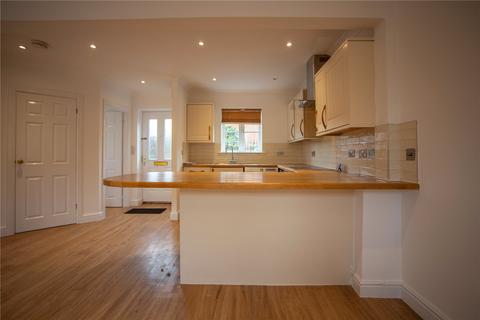 4 bedroom terraced house to rent, Kingfisher Drive, Cheltenham, Gloucestershire, GL51