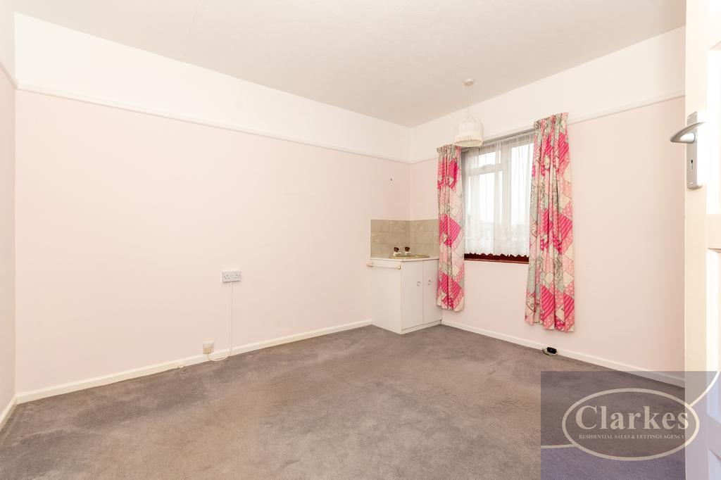 Fc 013 141 stewart rd 015