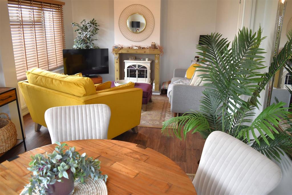 Loung dining room