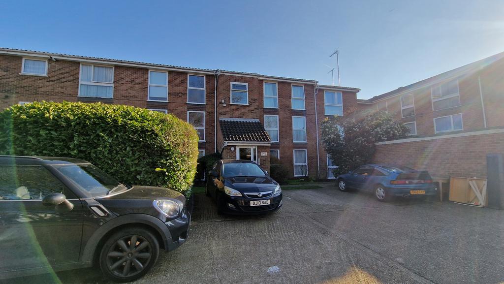 2 bedroom flat