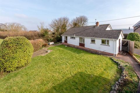 3 bedroom bungalow for sale, Sellicks Green, Taunton