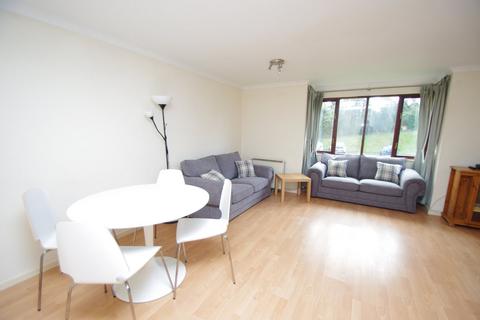 1 bedroom flat to rent, Savanna Court, Rickmansworth Road, WATFORD, WD18