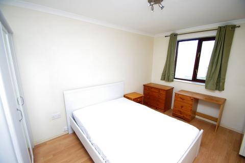 1 bedroom flat to rent, Savanna Court, Rickmansworth Road, WATFORD, WD18