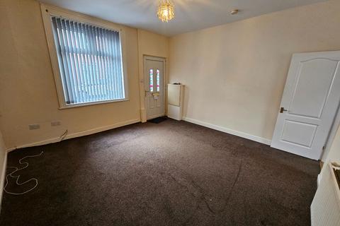 2 bedroom terraced house to rent, Marlborough Street, Heywood