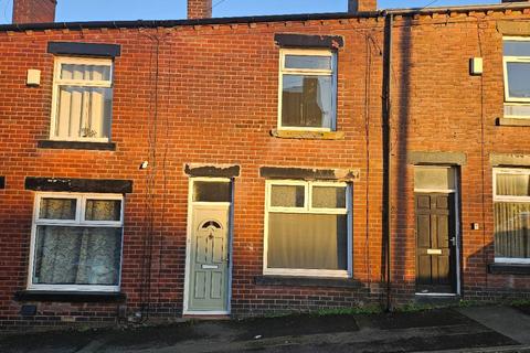 2 bedroom terraced house to rent, Gerrard Street, Kearsley, Bolton