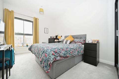 2 bedroom apartment for sale, Dyehouse Walk, Yeadon, Leeds