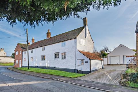 4 bedroom character property for sale, Ashwell Road, Whissendine, Rutland