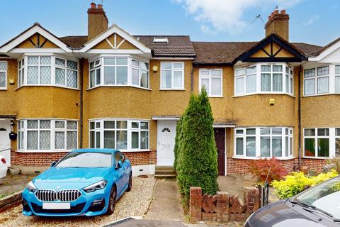 Tudor Close, Pinner HA5
