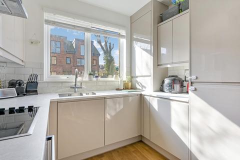 71 Reynard Way, Brentford, TW8 9GF
