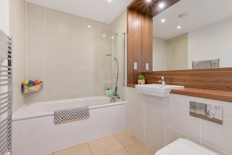 71 Reynard Way, Brentford, TW8 9GF