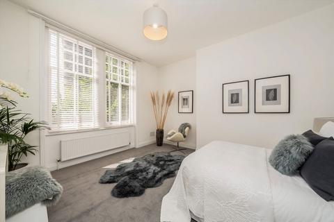 2 bedroom flat for sale, Fellows Road, London NW3
