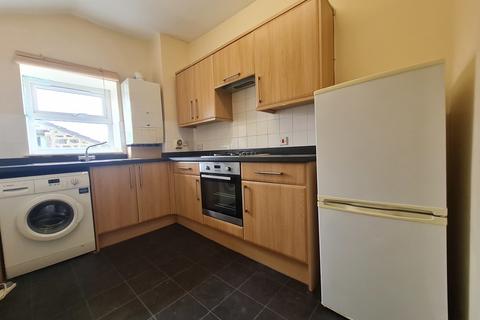 2 bedroom apartment to rent, Newlaithes Grange, Horsforth LS18