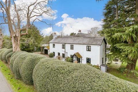 5 bedroom detached house for sale, East Hill Lane, Copthorne, West Sussex