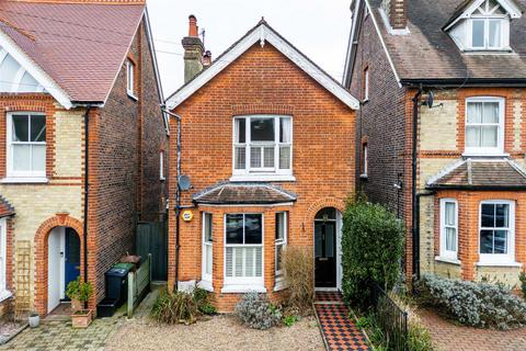 3 bedroom detached house for sale, Deerings Road, Reigate