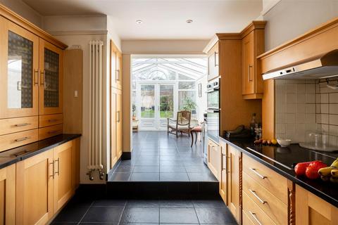 3 bedroom detached house for sale, Deerings Road, Reigate