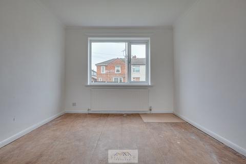 3 bedroom end of terrace house for sale, Myrtle Grove, Sheffield S26