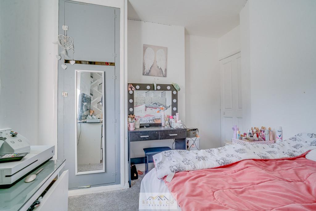 Bedroom 2.2