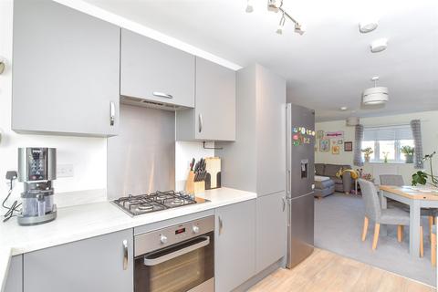 2 bedroom apartment for sale, Peckham Chase, Eastergate, Chichester, West Sussex