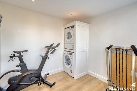 12 Amcotes Place, Chelmsford, CM2 9HZ