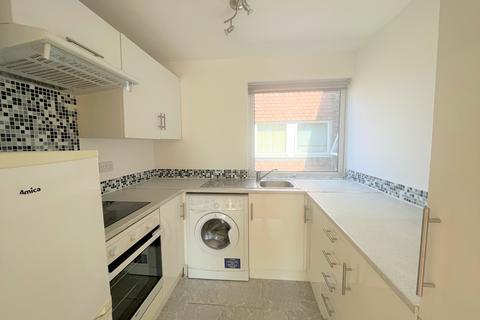 1 bedroom flat for sale, Court Downs Road, Beckenham