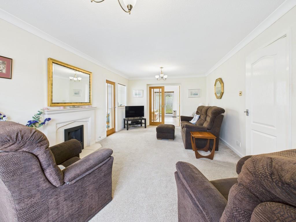 Cam02854 g0 pr0333 still015