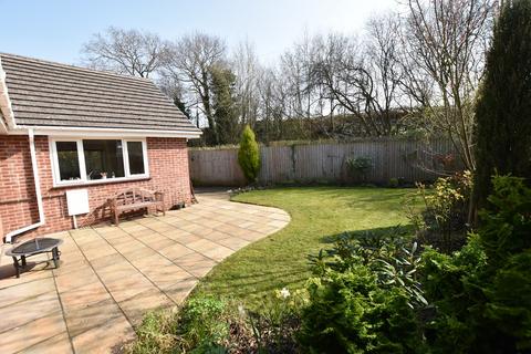 5 Bridgend, Mickle Trafford, Chester, CH2 4QU