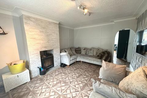 4 bedroom semi-detached house for sale, Thornton Road, Thornton
