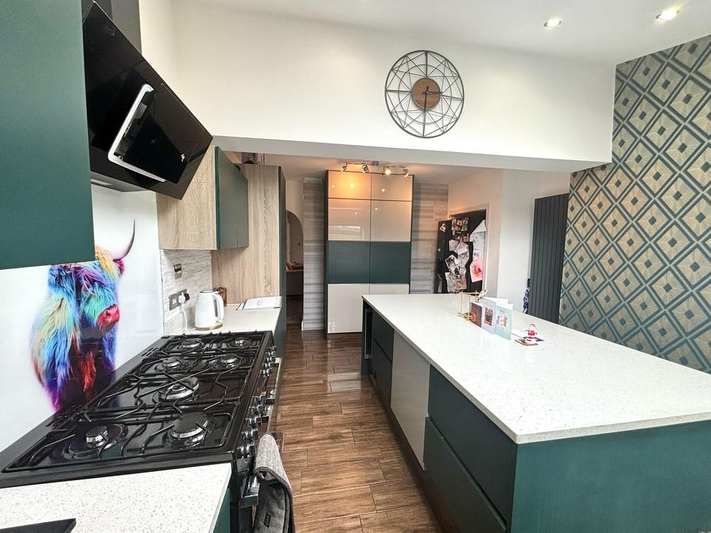 Kitchen 2