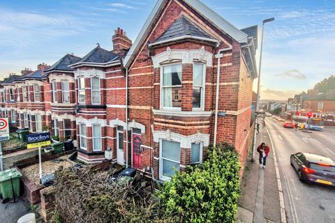 4 bedroom end of terrace house for sale, Exeter EX1