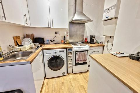 4 bedroom end of terrace house for sale, Exeter EX1