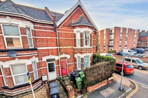 4 bedroom end of terrace house for sale