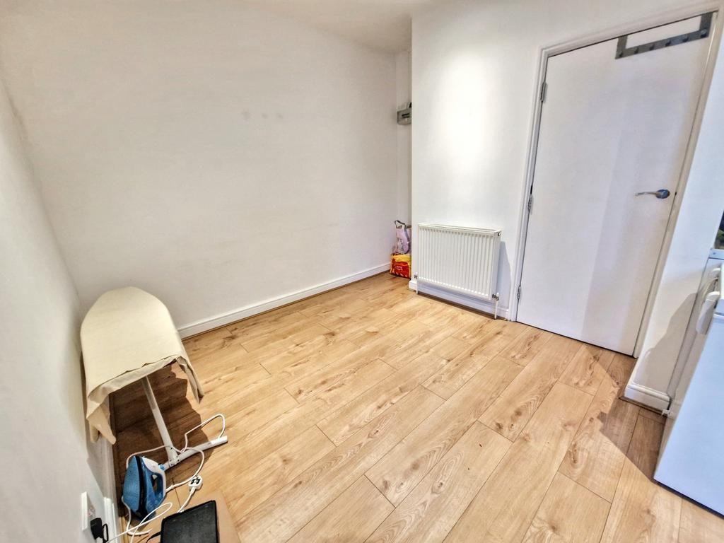 1st Floor Flat 2 Dining Area