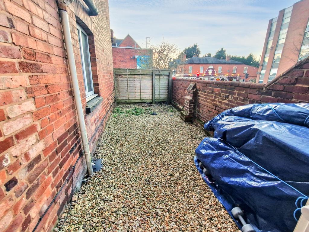 Ground Floor Flat 1 Garden