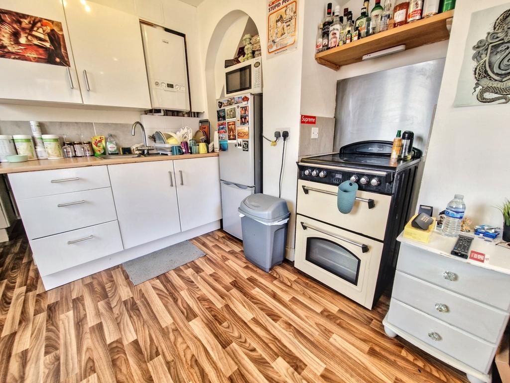 Flat 4 Kitchen