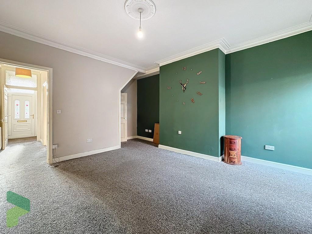 Living room or dining rm