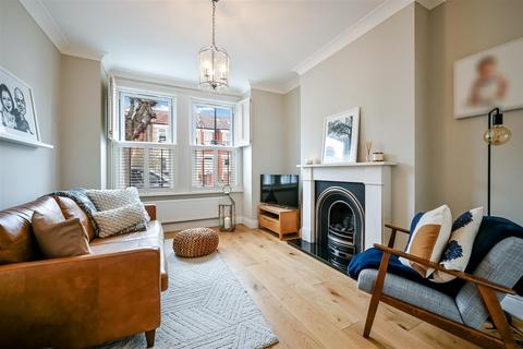 116 Effra Road, Wimbledon, London, SW19 8PR