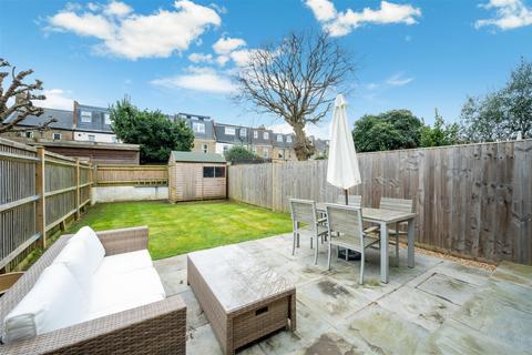 116 Effra Road, Wimbledon, London, SW19 8PR