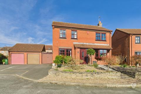 3 bedroom detached house for sale, Forsyth Close, Loughborough