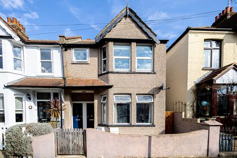 Southborough Drive, Westcliff-on-sea, SS0