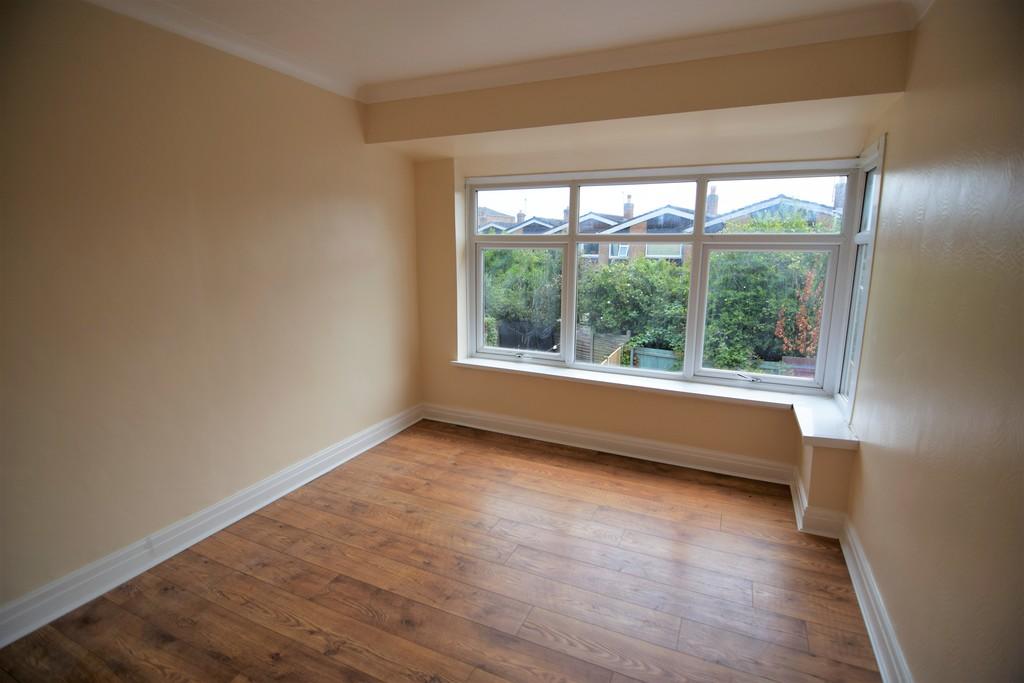 Rear bedroom